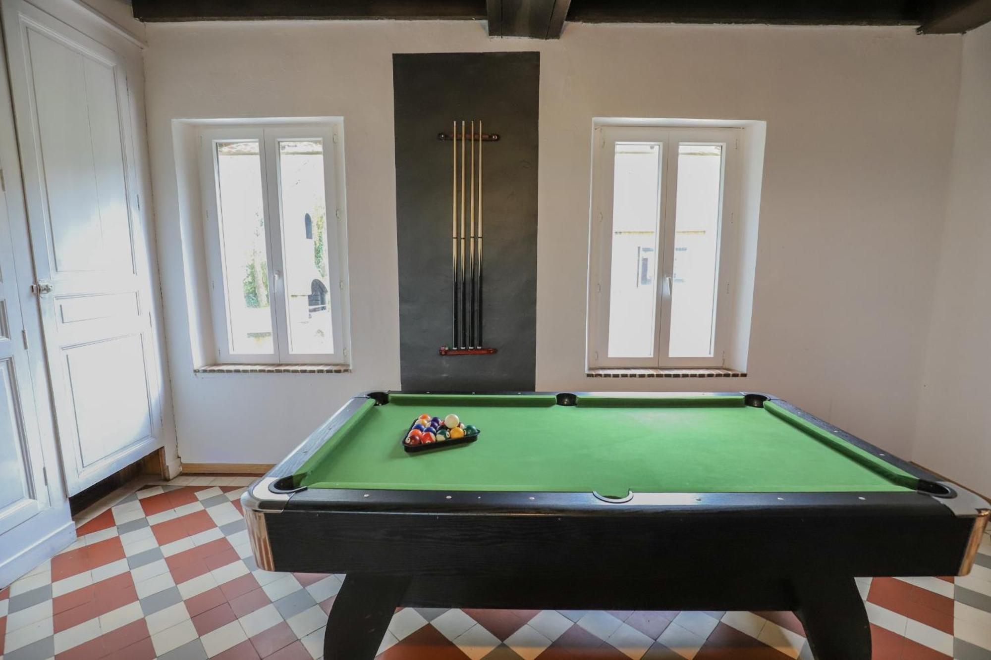 Crazy Villa Champs Corons 61 - Interior Heated Pool - 2H From Paris - 30P Les Menus Екстериор снимка